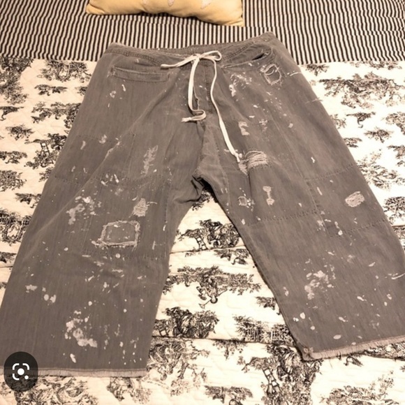 ISO - Picture 2 of 12